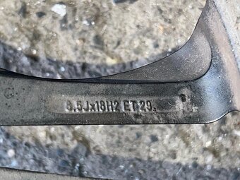 Original ALU kola Škoda 17" 6J ET45 + zimní pneu 225/45/R - 6