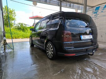 Volkswagen Touran 2.0tdi 103 kW + chip cca 128 kw - 6