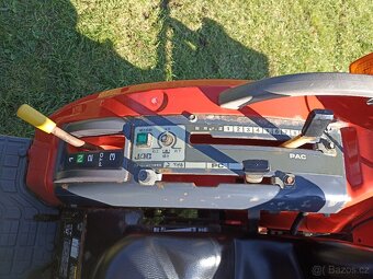 Mitsubishi MTZ 18 s čelným NAKLADACOM - 6