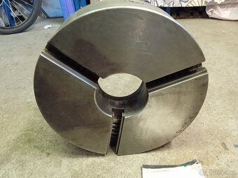 Sklíčidlo 400 k soustruhu - 6