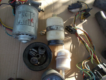 Součástky na škoda 100 - 120 - 6