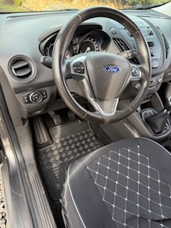 Prodám Ford Tourneo Courier 1,0 Ecoboost - 6