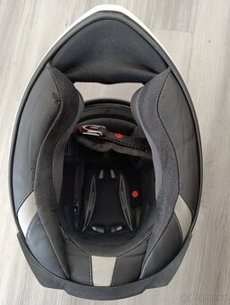 Helma Shark Speed R , vel.M - 6