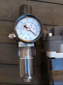 vývěva průmyslová 60 litrů/min, -90 kPa - 6