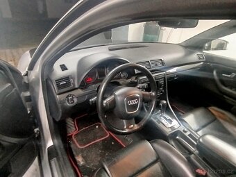 Audi S4 B7 díly - 6