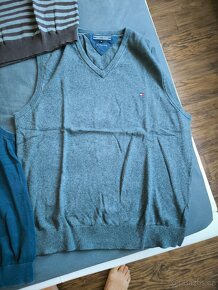 Pánské vesty Tommy Hilfiger a Reserved, velikost XL - 6