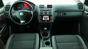 VW TOURAN 1.6MPI 75KW FREESTYLE 2010 BENZÍN 168000KM 7 MÍST - 6