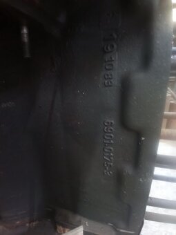 motor Zetor 6901 blok motoru - 6