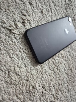 iPhone 7 32gb baterie 100% - 6