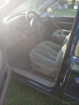 Chrysler Grand Voyager 2.5 CRD - 6