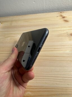 Apple iPhone 11 64GB - 6