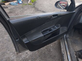 Volkswagen Passat B6 díly - 6
