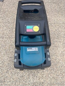 MAKITA Drtič větví elektrický UD2500 - 6