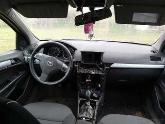Opel Astra H 1.7 dtci ND - 6