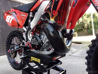 Honda CR250-07 - 6