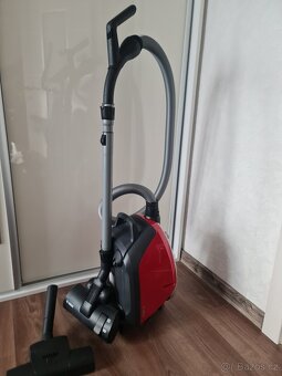 Bezsáčkový vysavač Bosch Zoo'o ProAnimal - 6