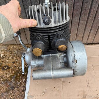 ČZ 175 předvalecna přírubák - 6