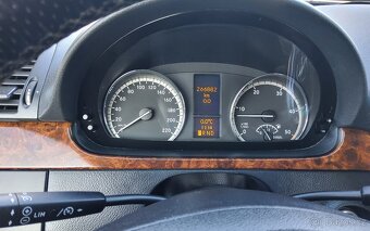 MERCEDES - BENZ VIANO 3,0 DCI V6 - 6