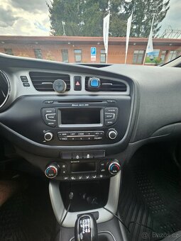 Kia Ceed - 6