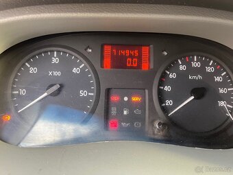 Prodám Renault Mascott 3.0 dci 85kW - 6
