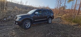 Nissan Pathfinder Platinum 2.5d kompletní servis - 6