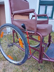 Historická invalidní tříkolka, velociped, bicykl - 6