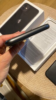 iPhone 11 64GB černý, top stav - 6