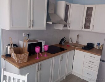 vzorkovakuchyňská sestava za super cenu - 6