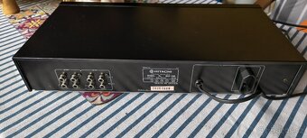 Equalizer Hitachi 10 pásmový - 6