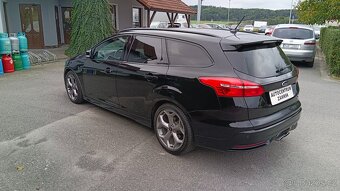 Ford Focus 2.0 I ST 184 KW - 6