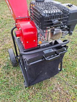 štěpkovač, drtič větví Cedrus - 6