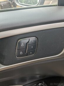 Ford Mondeo kombi Vignale 2.0 4x4 TDCi 132 kW r.v. 2018 - 6