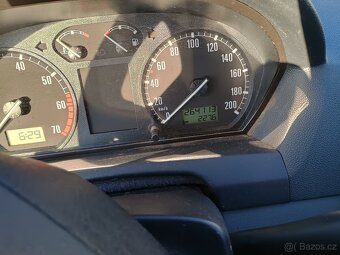 Prodám škoda fabia 1.4 MPI NEPOJÍZDNÉ - 6