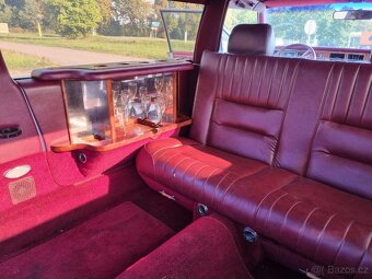 Prodám LINCOLN EXCALIBUR limousine - 6