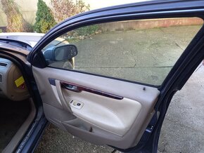 Volvo s60 2,4i r.v.2005 103 kw - 6