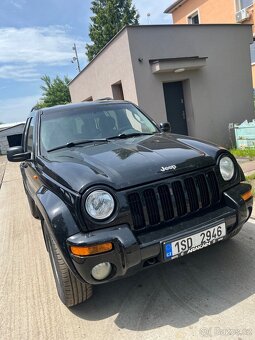 Jeep Cherokee kj - 6