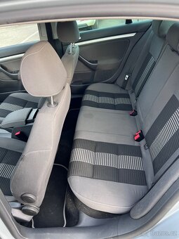 Volkswagen Jetta 1.9 tdi - 6