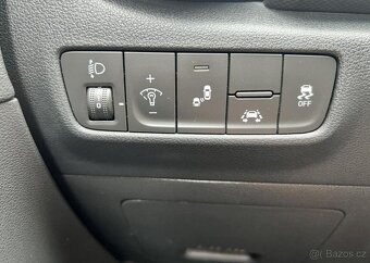 Hyundai Kona 1.6T-GDi AUTOMAT KAMERA KLIMA automat 130 kw - 6