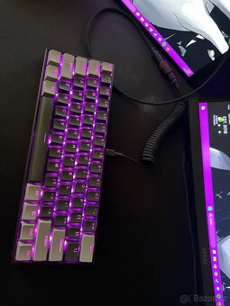 Prodám herní mechanickou klávesnici Yenkee ATOM - 6
