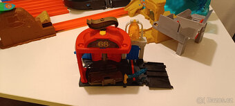 HotWheels - 6