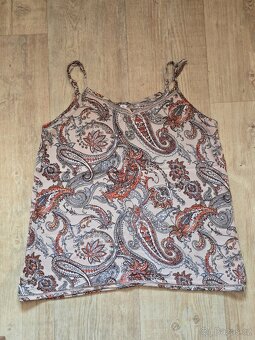 Dámská trička...L (40) - 6