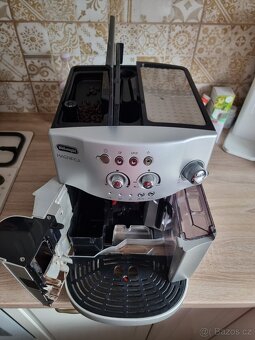 Delonghi Magnifica - automatický kávovar - 6