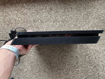 PlayStation 4 Slim 500 GB - Top stav - 6