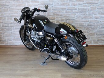 Moto-Guzzi V7 Classic výborný stav, originální díly k tomu - 6