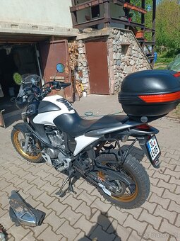 Prodám Honda transalp 700xl 2012 - 6