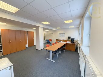 Kancelářské prostory v hlídaném areálu – samostatné patro... - 6