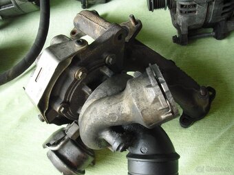 VW CADDY  1,9 TDi 2008-TURBO,ALTERNATOR - 6