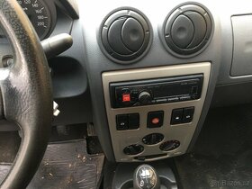Dacia logan pickup - 6