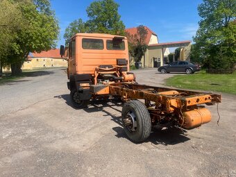 Mercedes Benz 814 zameták šasí - 6