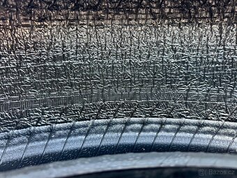 Pirelli Scorpion Winter 215/65/17 99H - 6